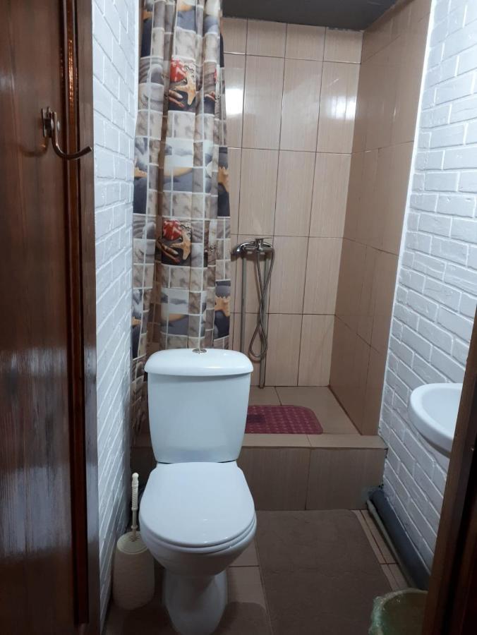 Гостевой Дом Ксения Hotel Sukhumi Exterior photo